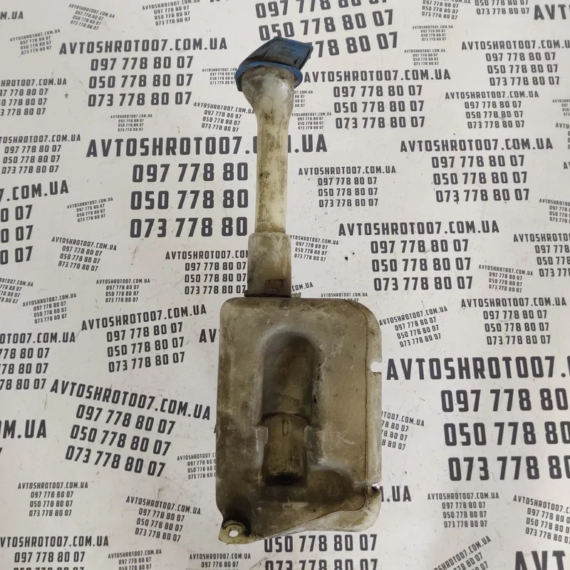 Бачок омивача Volkswagen T4 (90-03) OEM 701955453B