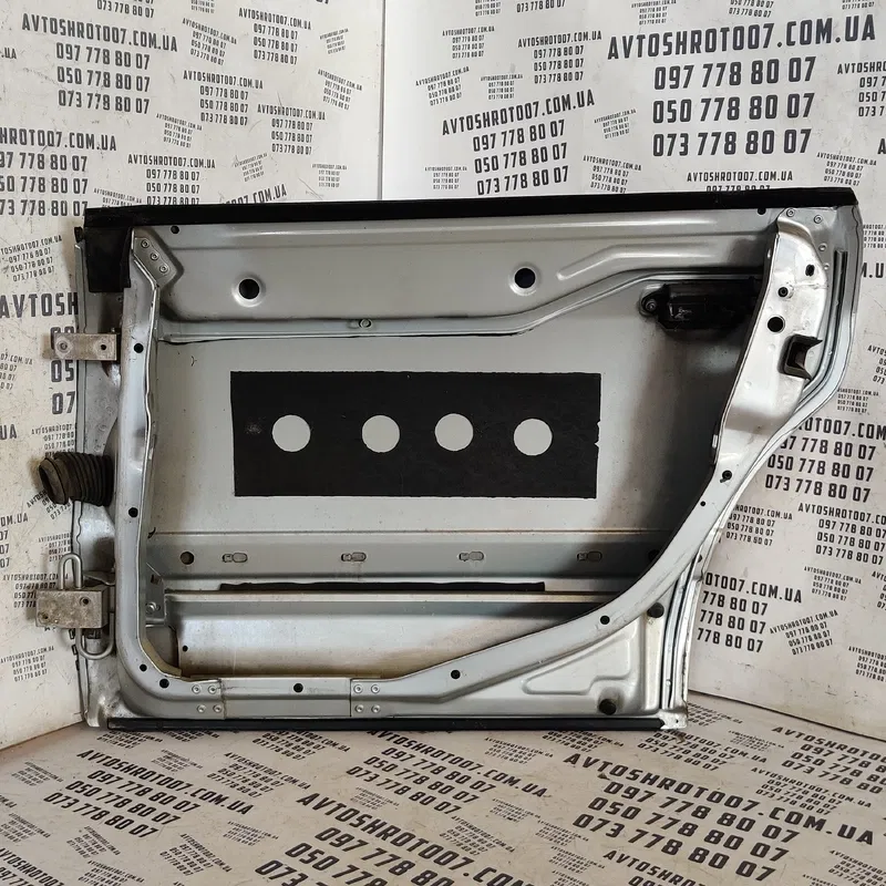 Двері Audi A8 D2 задні праві OEM 4A0830206