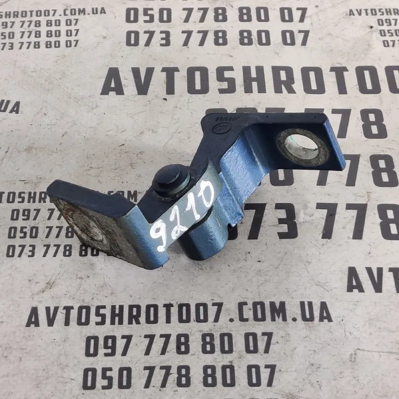 Дверна завіса VW Passat B8 USA (15-22) OEM 7N0831402A