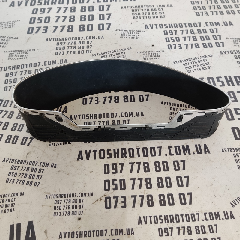 Накладка салону Mercedes CLS W219 (04-10) OEM A2196890239