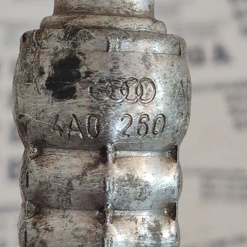 Трубка кондиціонера Audi A6 C4 (94-97) OEM 4A0260701AD