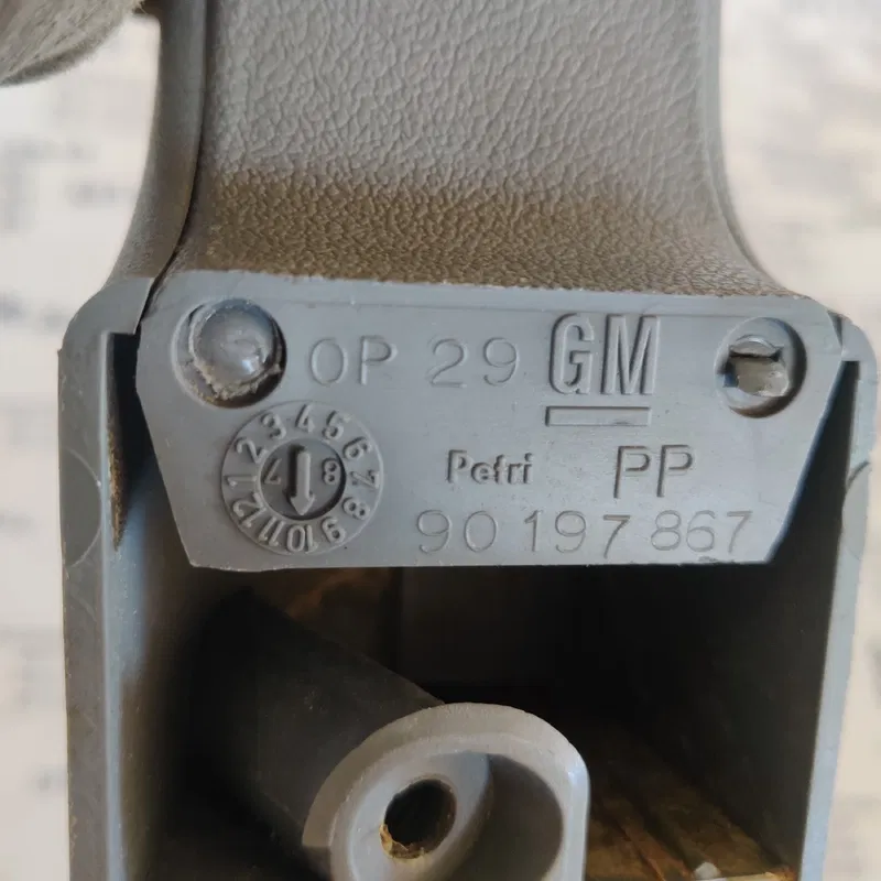 Ручка внутрішня Opel Kadet задня ліва OEM 90197867