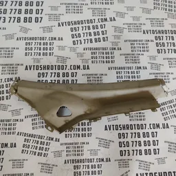 Накладка салону Hyundai Accent 3 (05-10) OEM 858901e050