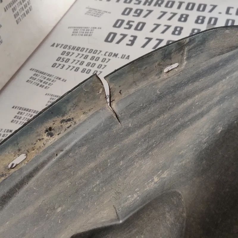 Підкрилок Skoda Fabia 2 (07-14) задній правий OEM 5J6810972