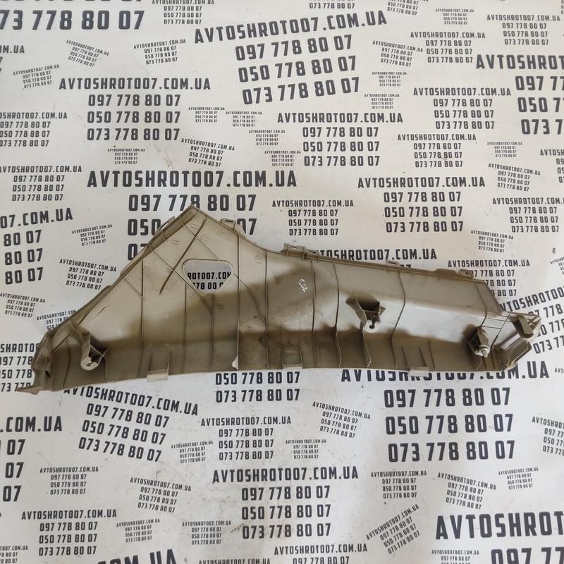Накладка салону Hyundai Accent 3 (05-10) OEM 858901e050 фото 2