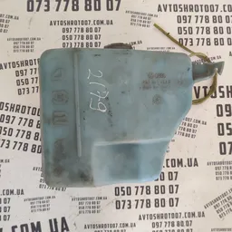 Бачок омивача Volkswagen Passat B3 (88-93) OEM 357955453