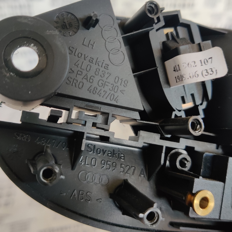 Ручка внутр. Audi Q7 (05-15) 3.6 пер. ліва OEM 4L0959527A