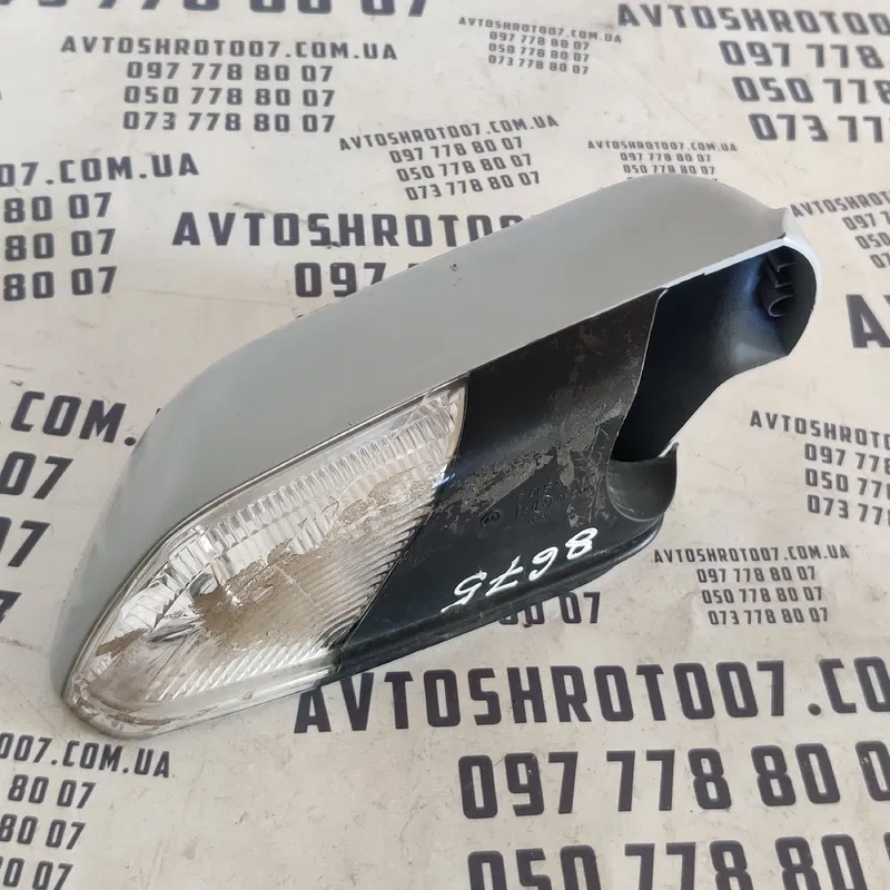 Корпус дзеркала Volkswagen Polo правий OEM 2040377p