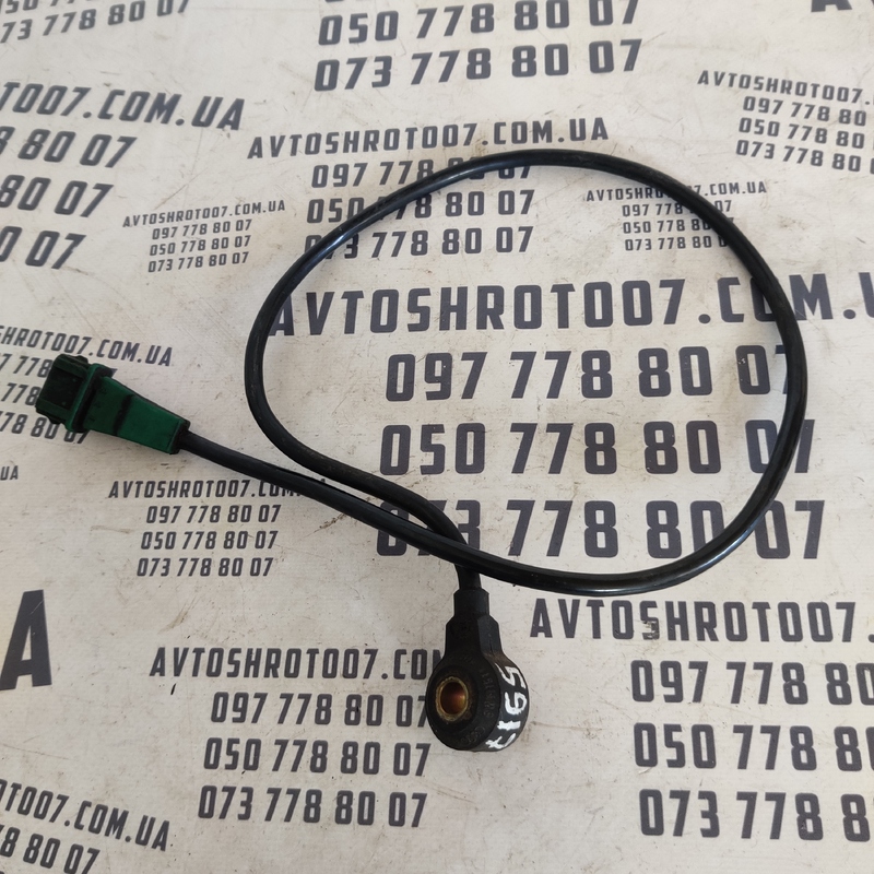 Датчик детонації Audi A4 B5 (94-01) OEM 054905377H