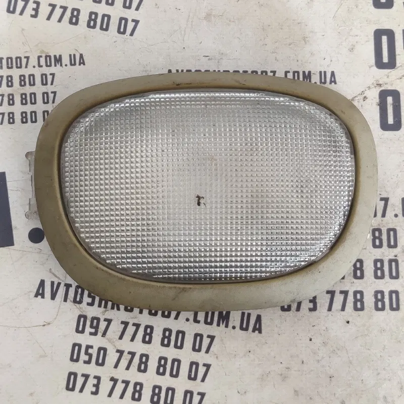 Ліхтар салону Chrysler Voyager 3 (95-01) OEM M535242