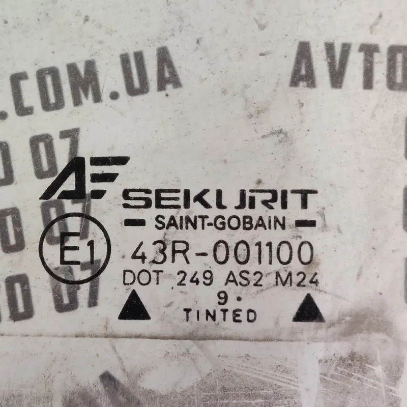 Скло дверей VW Sharan 1A (95-10) переднє ліве OEM 43r001100