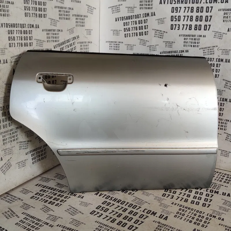 Двері Audi A4 B5 (94-01) задня права OEM 8D0839478