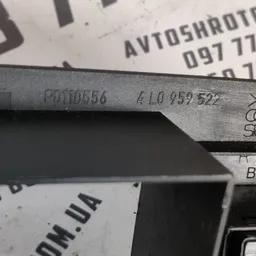 Ручка внутр. Audi Q7 4L 05-15 3.6Б зад.права OEM 4M1864037 фото 3