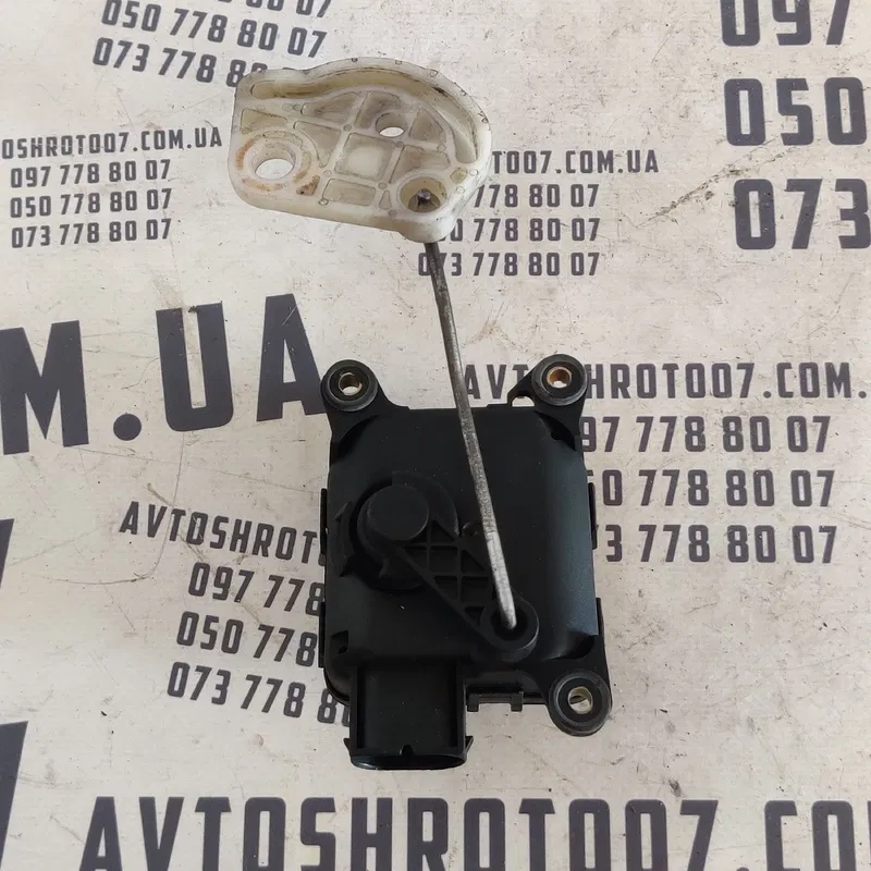 Двигун заслінки пічки Audi A6 C5 (97-05) OEM 4b1820511A