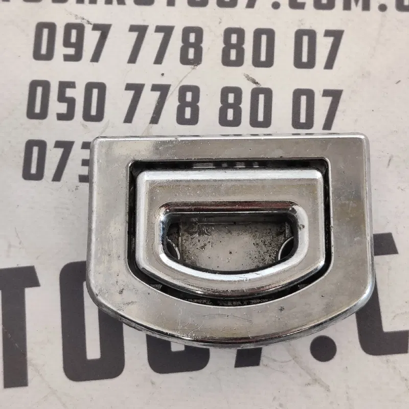 Кріплення багажу Audi Q7 4L (05-15) 3.6 Бензин OEM 8E0864203