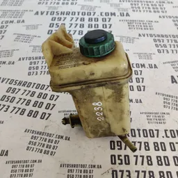 Бачок ГУР Audi 80 B3 (86-91) OEM 8A0422373C