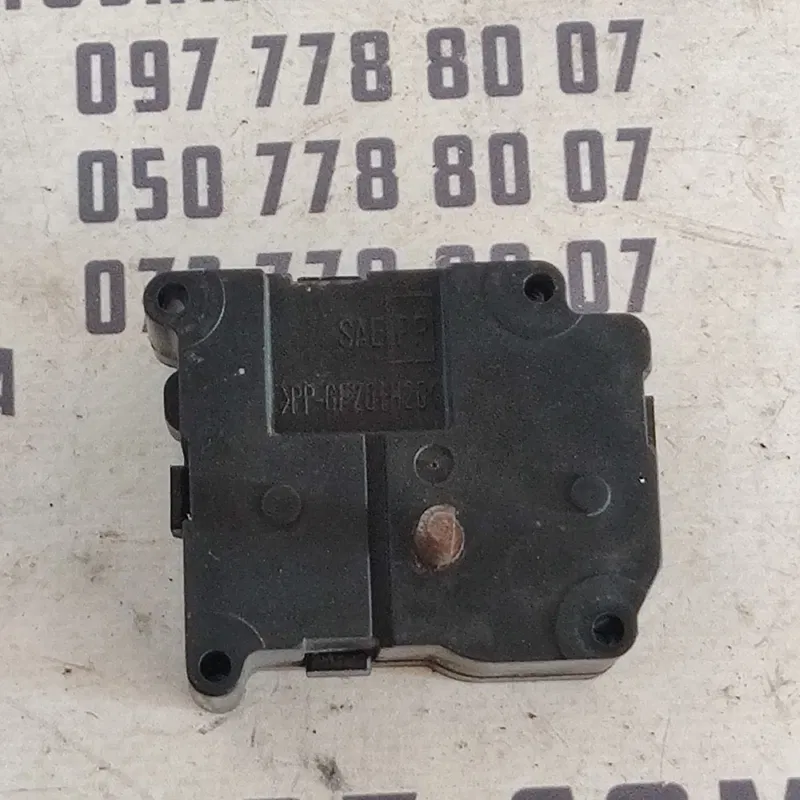 Двигун заслінки пічки Audi A8 D2 (94-02) OEM 4D0820511A