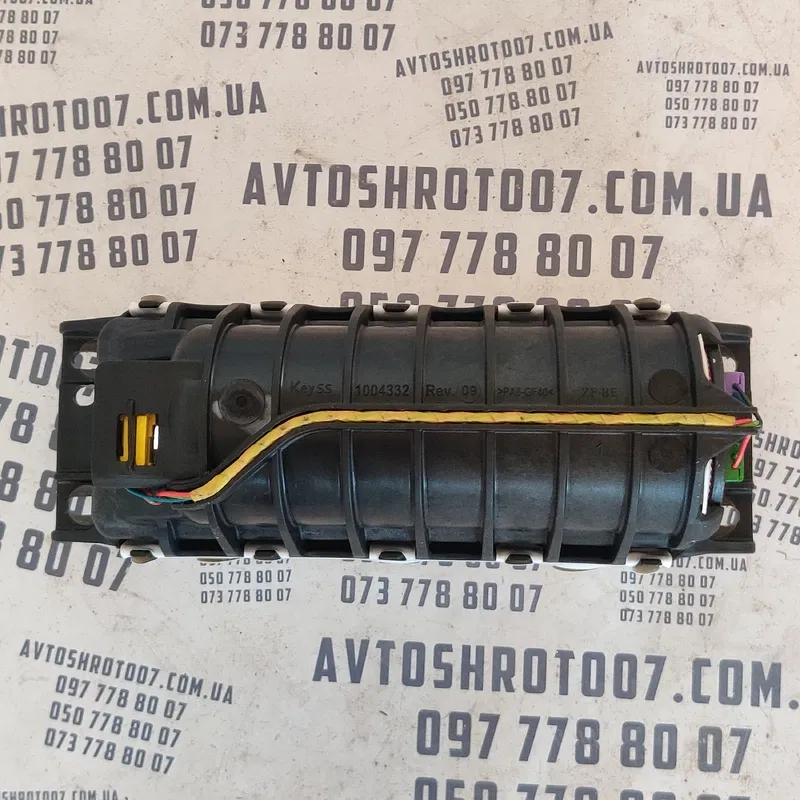 Подушка пасажира Audi Q7 4L (05-15) 3.6 бенз OEM 8S0880204B