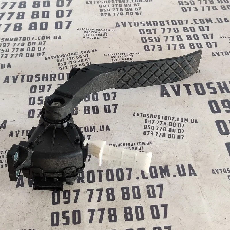 Педаль газу Audi Q7 4L (05-15) 3.6 Бензин OEM 7L0723507B