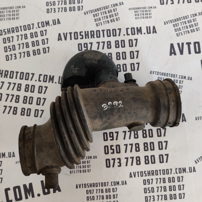 Патрубок повітряний Jaguar S-Type OEM xr8u9f805ac