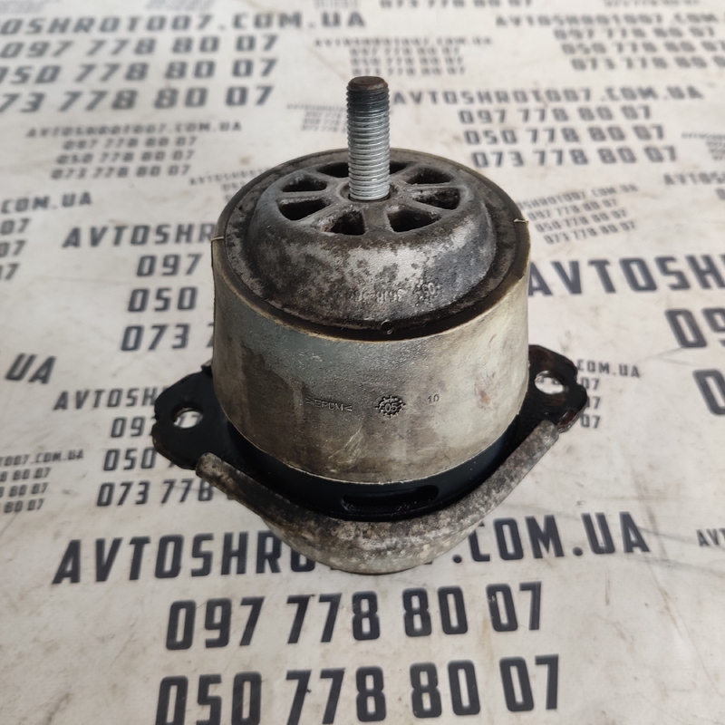 Подушка двигуна Audi Q7 4L (05-15) 3.6 Бензин OEM 7L8199131A