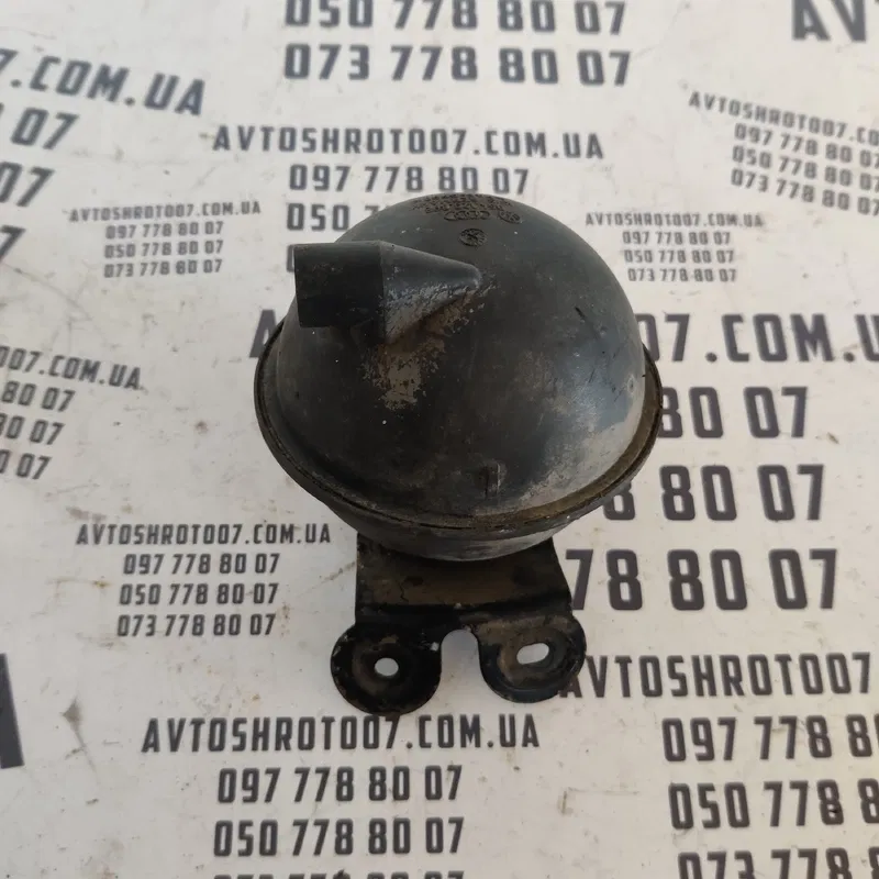 Вакуумний резервуар VW Passat B5 (96-05) OEM 54129808