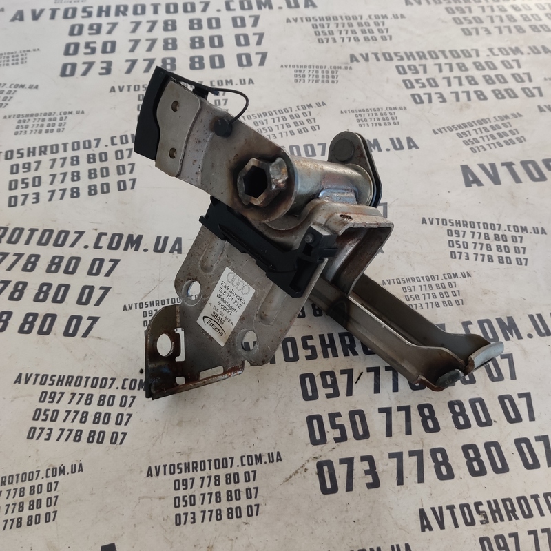 Кронштейн педалі тормоза Audi Q7 4L 05-15 3.6 OEM 7L8721812