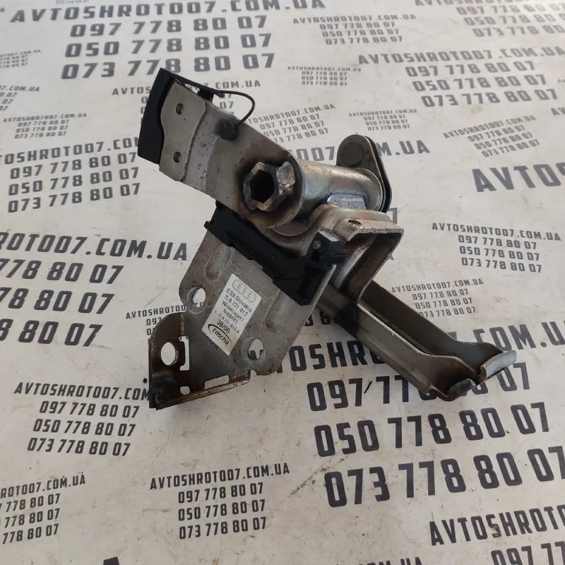 Кронштейн педалі тормоза Audi Q7 4L 05-15 3.6 OEM 7L8721812
