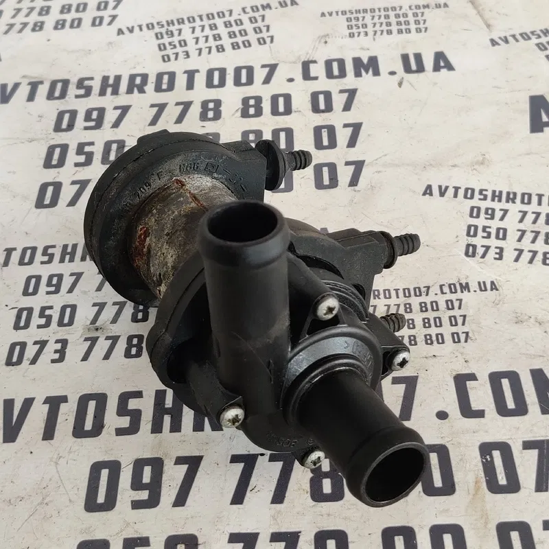Помпа Audi Q7 4L (06-15) 3.6 Бензин OEM 392020073