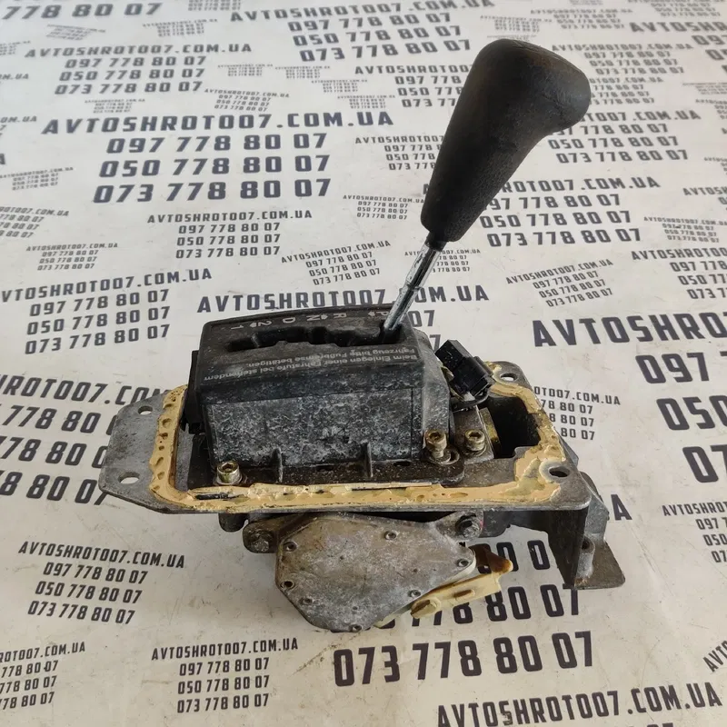 Селектор АКПП Audi 80 B3 (86-91) OEM 893713109