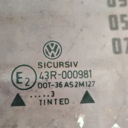 
Скло дверей VW Passat B3 (88-93) заднє ліве OEM 357839571 фото 4