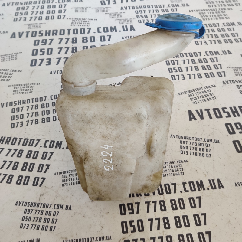 Бачок омивача скла Audi A6 C5 (97-05) OEM 4a9955453