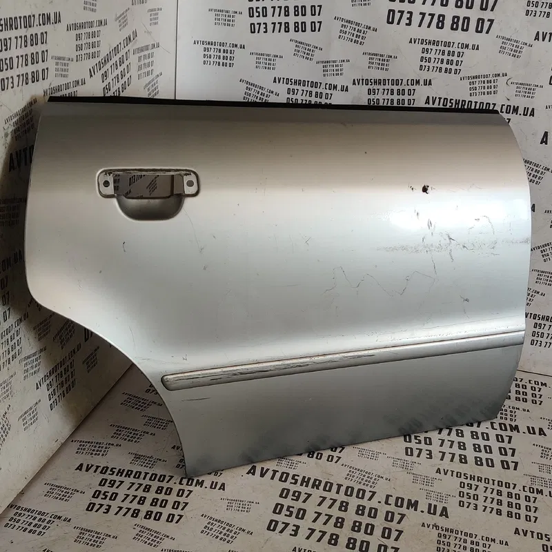 Двері Audi A4 B5 (94-01) задня права OEM 8D0839478