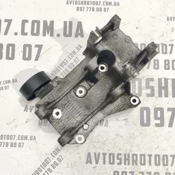 Кронштейн генератора Peugeot 807 02-14 2.2HDI OEM 9643834880 фото 2