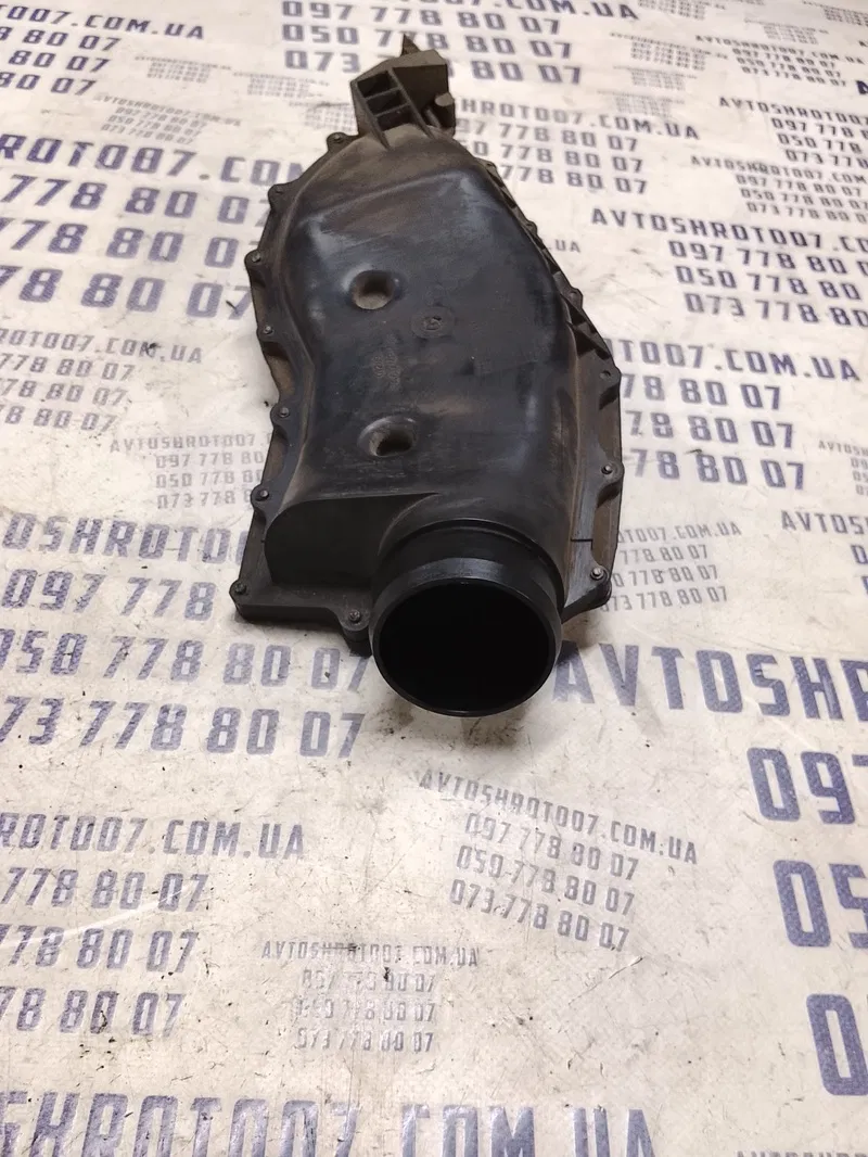 Патрубок інтеркулера Skoda Octavia 96-10 1.9TDI 1J0145762L