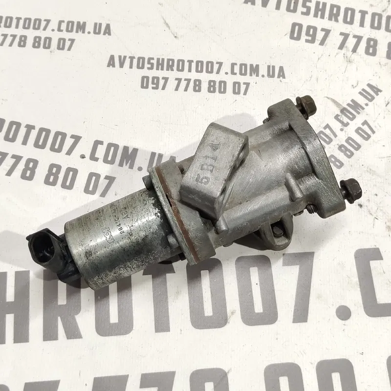 Клапан ЕГР Kia Sorento 1 (02-09) 2.5 CRDi OEM 284104a100