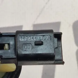 Датчик дверей Peugeot 807 02-14 2.2 HDI зад. OEM 1490440080 фото 4
