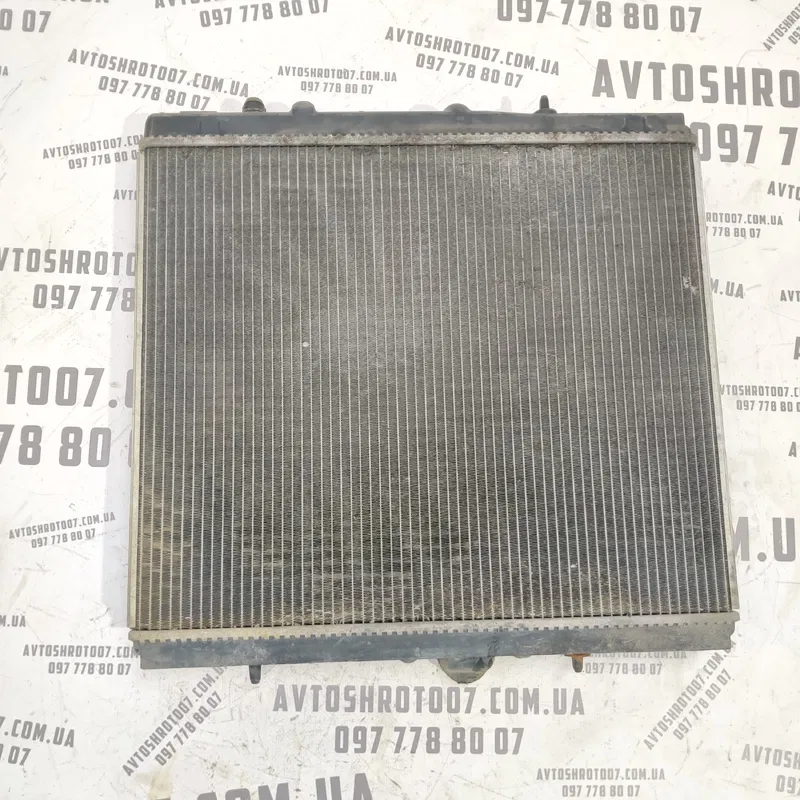 Радіатор двигуна Peugeot 807 (02-14) 2.2 HDI OEM 9641728380