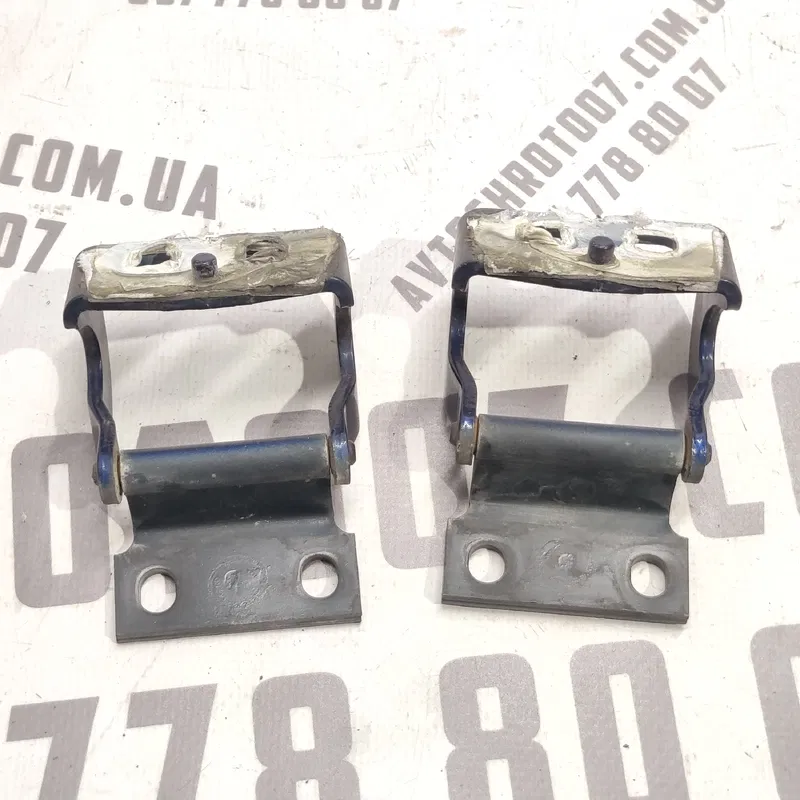 Завіса багажника Peugeot 807 (02-14) 2.2 HDI задня верхня