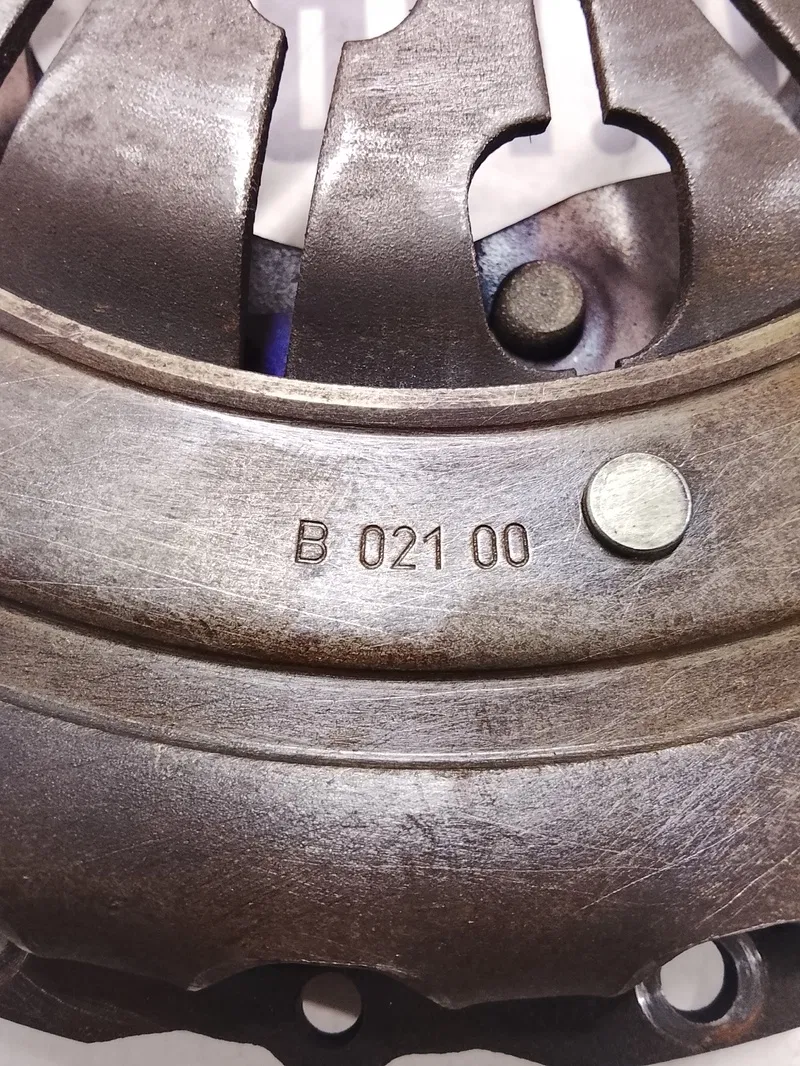 Корзина зчеплення Skoda Octavia 1996-2010 1.9 TDI OEM B02100