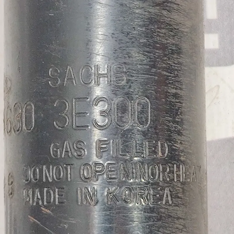 Амортизатор Kia Sorento 02-09 2.5D пер. лів. OEM 546303e300