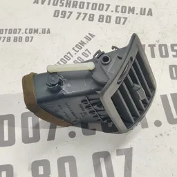 Дефлектор Peugeot 807 (02-14) 2.2 HDI правий OEM 1484108077 фото 3