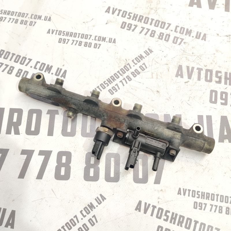Паливна рейка Peugeot 807 (02-14) 2.2 HDI OEM 0445214017