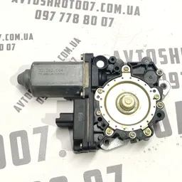 Склопідіймач Peugeot 807 02-14 2.2 HDI зад. лів 0206008905