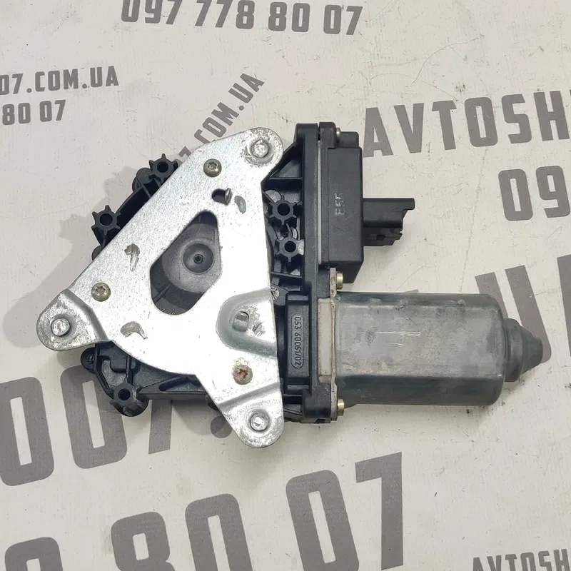 Мотор склопід. Peugeot 807 02-14 2.2 HDI Пр.Зад. 0206008905