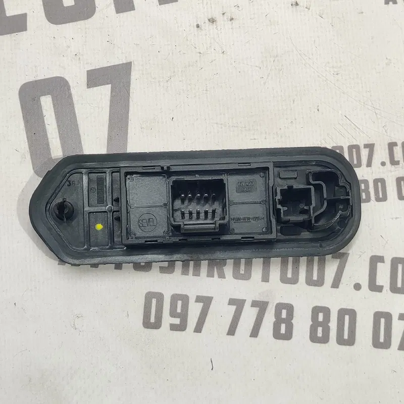 Датчик дверей Peugeot 807 02-14 2.2 HDI задня пр. 1497112080