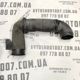 Патрубок Kia Sorento 1 (02-09) 2.5 CRDi OEM 282003e000