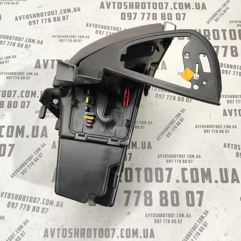 Бардачок Peugeot 807 (02-14) 2.2 HDI OEM 14914850yd