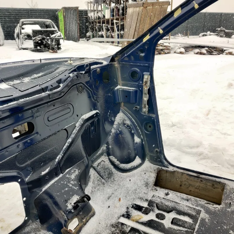 Четверть Peugeot 807 (02-14) 2.2 HDI передня права