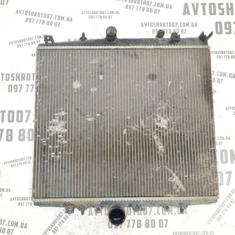 Радіатор двигуна Peugeot 807 (02-14) 2.2 HDI OEM 9641728380